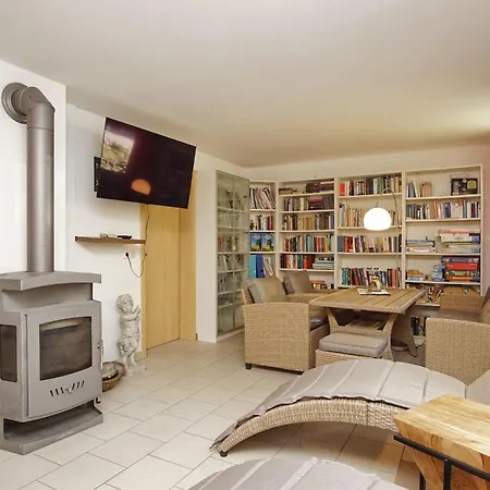 Ferienwohnung Am Wald - Ferienwohnung Nummer 04 * Klein Gelm