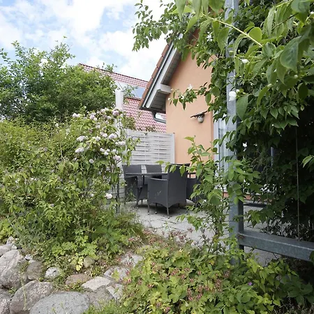 Apartment Am Wald 02 - Terrasse, Gartennutzung, Sauna Klein Gelm